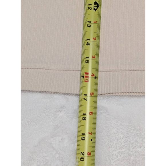 Beige Women's Cropped Sweater Size M - Picture 3 of 5